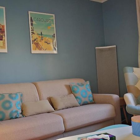 Charmant 2 Pieces A 5 Mn A Pied De La Mer Cabourg Exterior foto